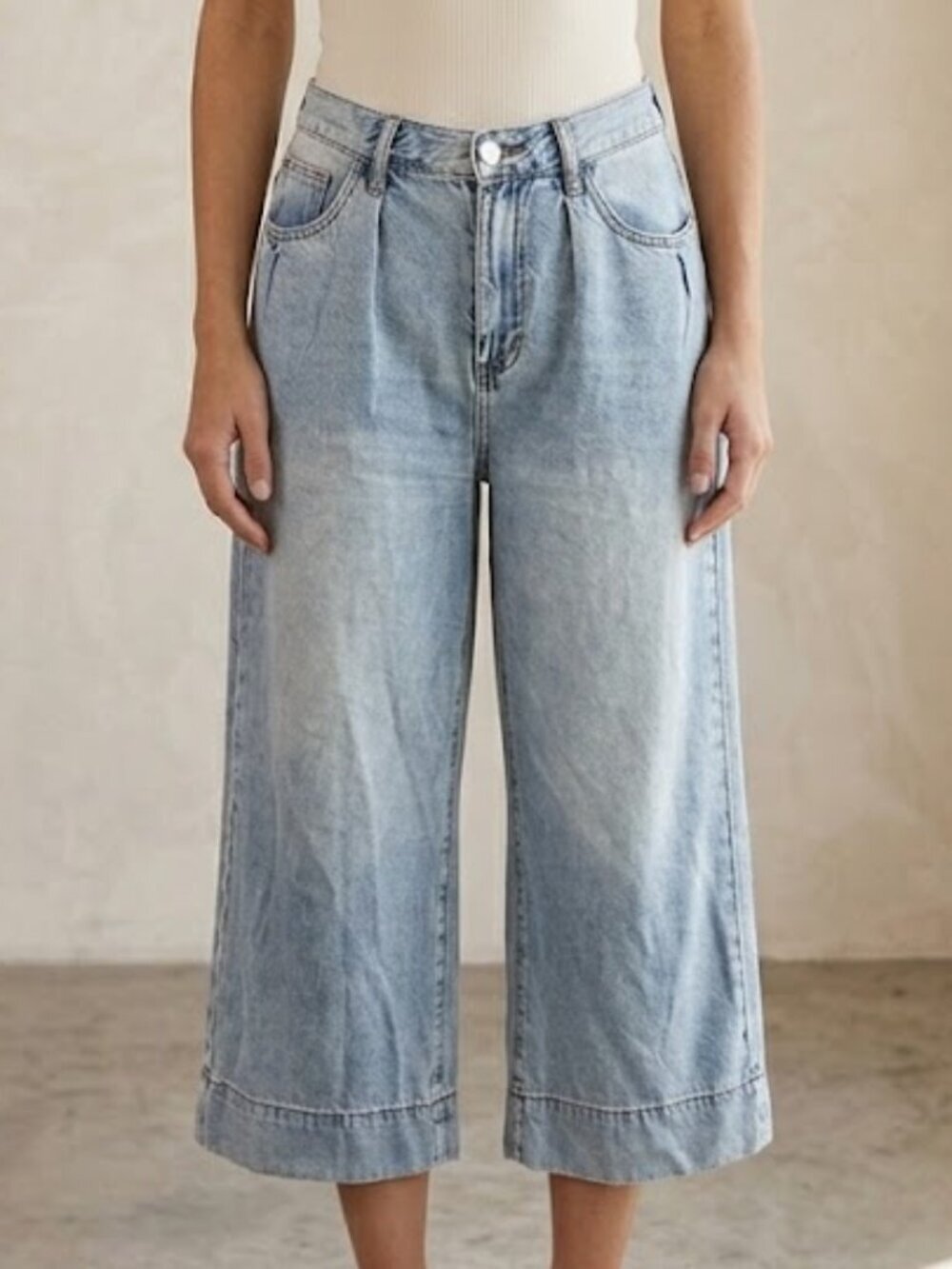 Habitual Light Wash Baggy Wide Leg Cropped Cotton/Lyocell Breathable Jeans 6/28